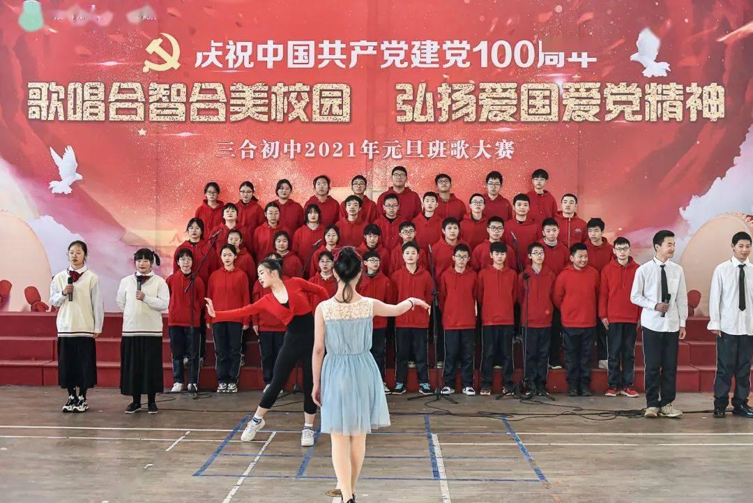 墙面装修材质有哪些？客厅墙面刷墙漆和瓷砖哪个好？游戏画面