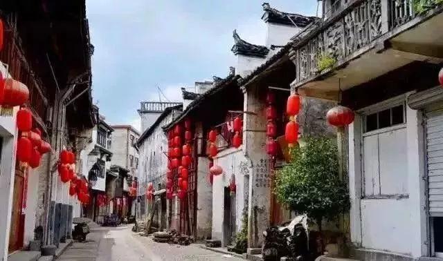 万达电影的新老板,为什么是她?